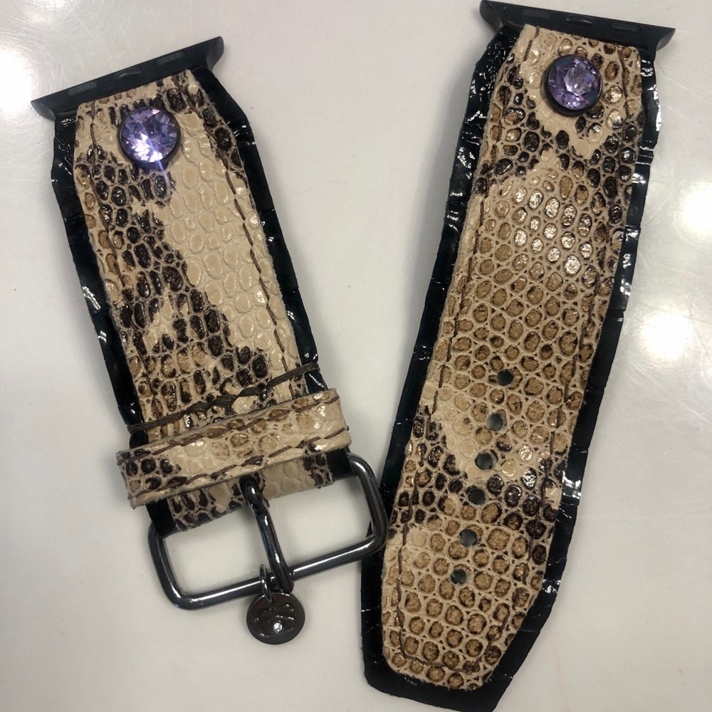 Spark*l  artisan Luxe Desert Snakeskin Sivella  size 2